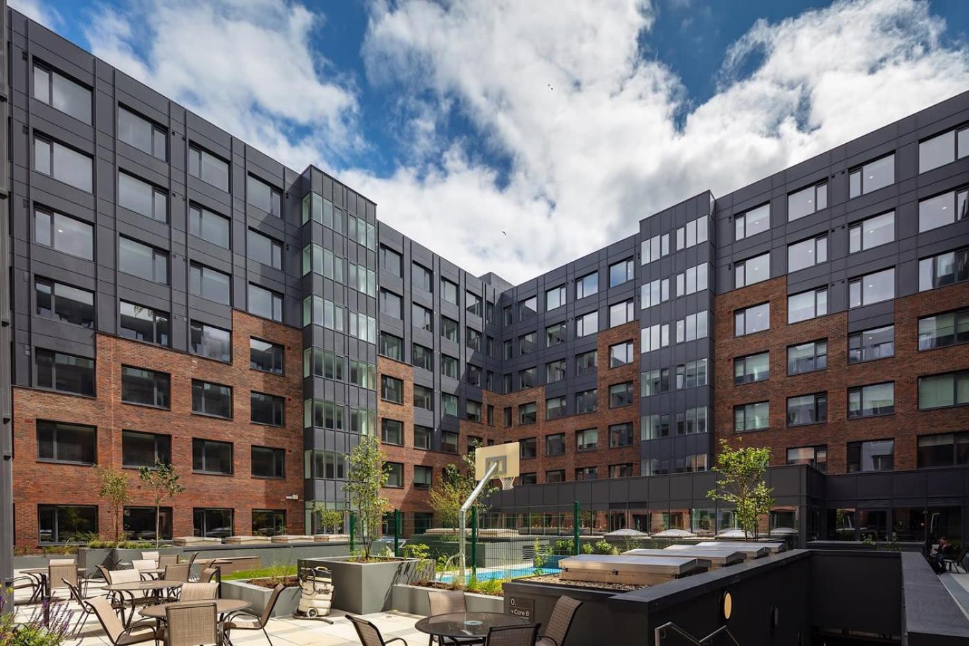 Canvas Point Campus Dublin Docklands 외부 사진